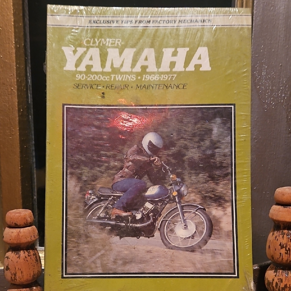 Clymer Yamaha Motorcycle Service Manual - 90-200 cc Twins  1966-1977 NIB